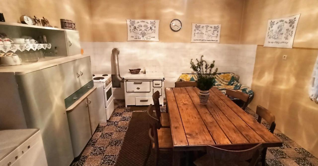 Вилла Old House Djurovic Херцег-Нови Экстерьер фото